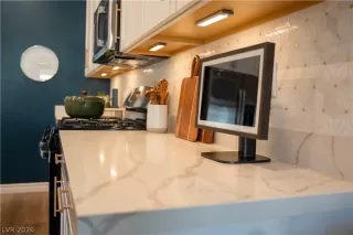 Photo #4: 2767685 Listing 