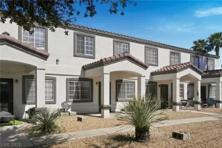 Photo #2: 2767693 Listing