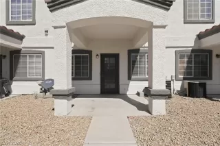 Photo #3: 2767693 Listing