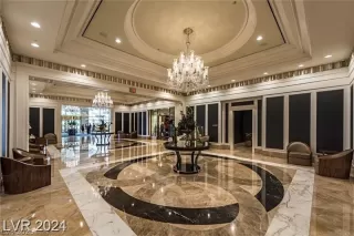 Photo #3: 2767715 Listing