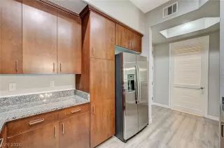 Photo #6: 2767721 Listing 