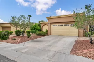 Photo #3: 2767744 Listing