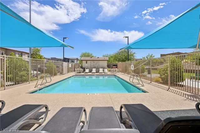 MLS: 2767773 Condo For Sale