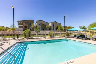 Photo #5: 2767773 Listing 