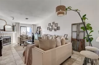 Photo #3: 2767873 Listing 