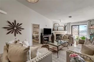 Photo #5: 2767873 Listing 