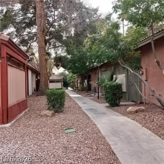 Photo #4: 2767970 Listing 