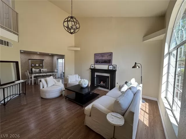 MLS: 2768015 Condo For Sale