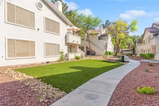 Photo #4: 2768084 Listing 