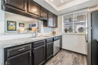 Photo #6: 2768101 Listing 