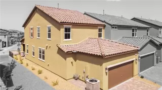 Photo #1: 2768149 Listing 