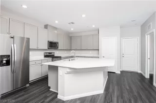 Photo #6: 2768149 Listing 