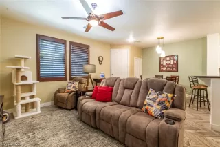 Photo #6: 2768182 Listing 