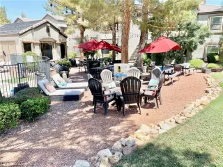 Photo #2: 2768200 Listing 