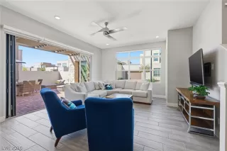 Photo #5: 2768239 Listing