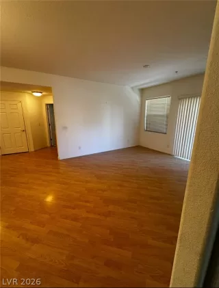 Photo #4: 2768263 Listing