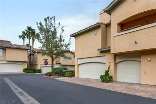 Photo #2: 2768280 Listing 