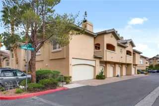 Photo #4: 2768280 Listing 