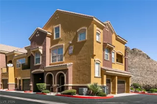 More Details about MLS # 2768285 : 3975 NORTH HUALAPAI WAY 210