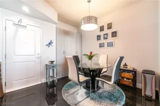 Photo #4: 2768318 Listing