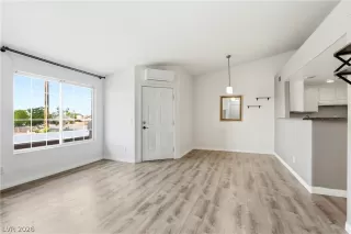 Photo #3: 2768351 Listing 