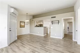 Photo #4: 2768351 Listing 