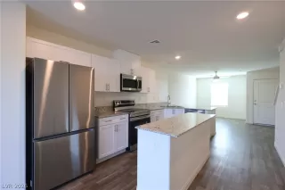 Photo #6: 2768369 Listing 