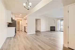 Photo #3: 2768418 Listing 