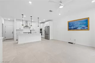 Photo #3: 2768461 Listing 