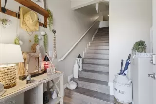 Photo #2: 2768528 Listing 