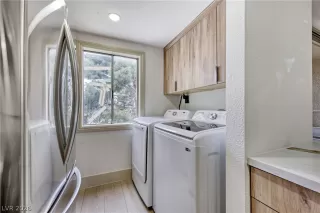 Photo #3: 2768584 Listing