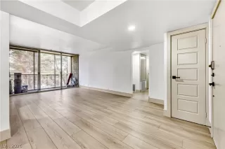 Photo #6: 2768584 Listing