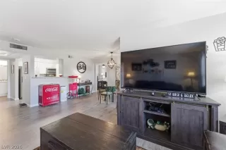 Photo #1: 2768624 Listing 