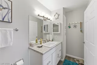 Photo #4: 2768624 Listing 