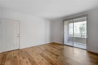 Photo #4: 2768643 Listing 