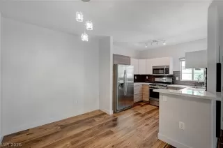 Photo #5: 2768643 Listing 