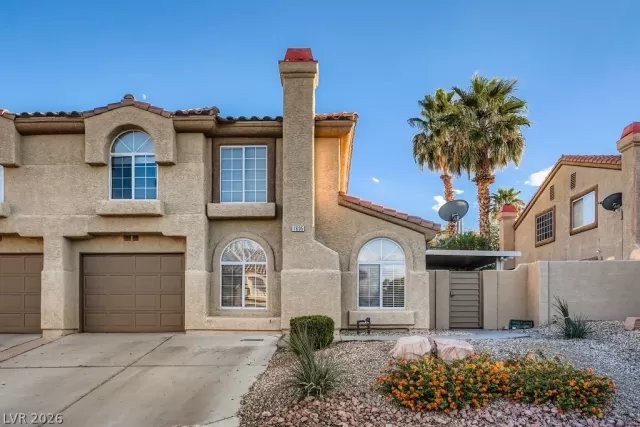 MLS: 2768669 Condo For Sale