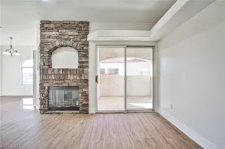 Photo #6: 2768689 Listing