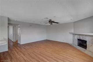 Photo #3: 2768716 Listing