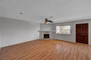 Photo #4: 2768716 Listing