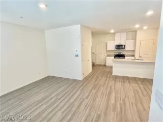 Photo #6: 2768742 Listing 