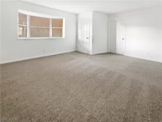 Photo #3: 2768781 Listing 