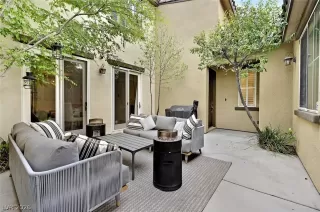 Photo #2: 2768783 Listing