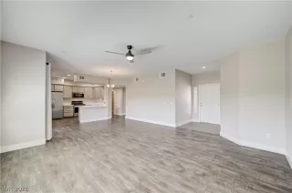 Photo #5: 2768798 Listing