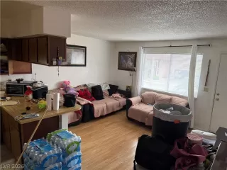 Photo #2: 2768828 Listing 
