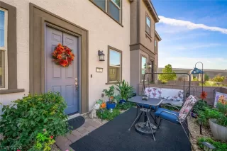 More Details about MLS # 2768833 : 752 SLEEPING CITY AVENUE