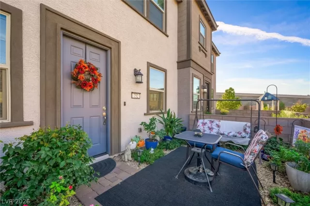 MLS: 2768833 Condo For Sale