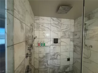 Photo #5: 2768837 Listing 