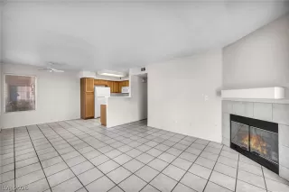 Photo #2: 2768939 Listing