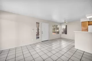 Photo #3: 2768939 Listing